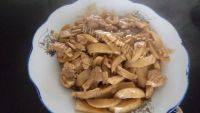 DIY美食-杏鲍菇炒肉片
