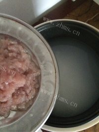 早餐菠菜香菇瘦肉粥做法图解7)