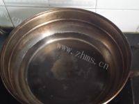 DIY芒果牛奶西米露做法图解3)