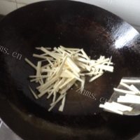 美味的干炒牛河做法图解3)