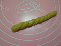 自制蜂蜜小麻花做法图解8)