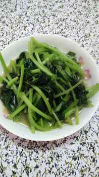 家常菜蒜蓉红薯叶