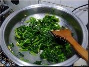 菠菜炒蛋做法图解4)