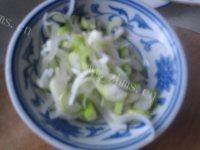 家常蒜薹鸡蛋做法图解3)