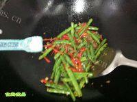 家常菜干煸四季豆做法图解10)