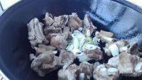 自制红烧排骨做法图解5)