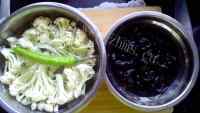 美味的花菜炒黑木耳做法图解1)