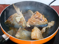 玉盘珍馐的酸菜鱼的做法图解五