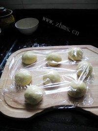 营养丰富的南瓜面包做法图解5)