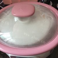 营养的猪展参汤做法图解7)