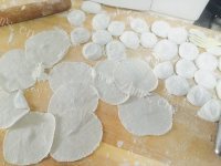美味的三鲜蒸饺做法图解6)