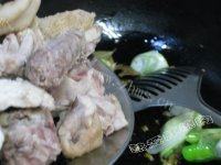 啤酒炖鸡做法图解7)