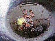 家常菜小土豆炖排骨做法图解2)