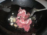 家常菜青笋木耳肉片做法图解4)