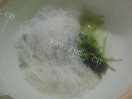 香口的菠菜拌粉丝做法图解4)
