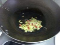 家常菜蚝油手撕包菜做法图解12)