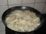 自己做的芹菜馅水饺做法图解14)