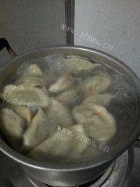 一绝的三鲜水饺做法图解16)