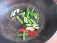 美味的香辣花蛤做法图解3)