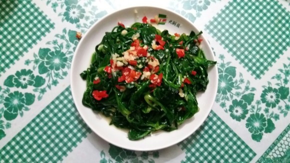 凉拌菠菜