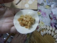 美味的莲藕猪肉饺子做法图解8)