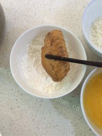 美味的炸鸡翅做法图解6)