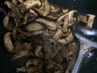五味俱全的香菇炒肉片做法图解9)
