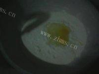 垂涎三尺的自制油条做法图解2)