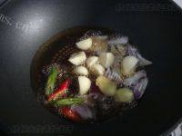 自己做的台湾三杯鸡做法图解5)