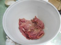 诱人的孜然肉片做法图解2)