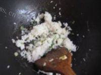 简易的鸡蛋炒米饭做法图解6)