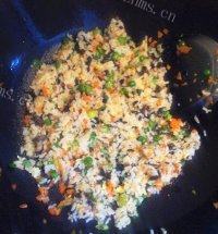 「美味可口」炒饭做法图解7)