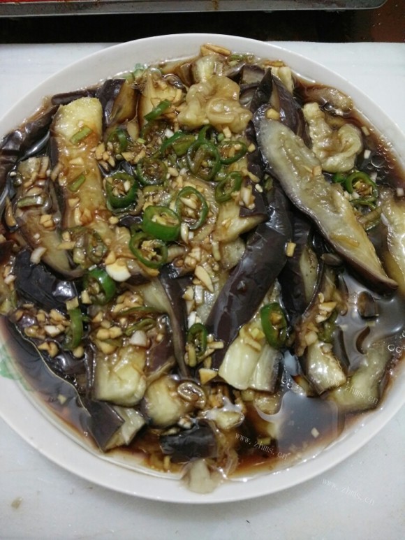 喷香的拌茄子