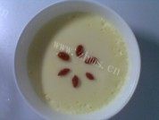 美味的牛奶蛋羹