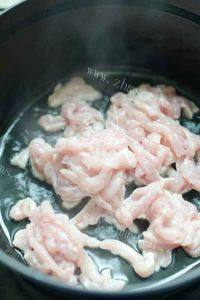 家常菜鱼香肉丝做法图解4)