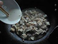 家常菜香菜豆腐做法图解7)