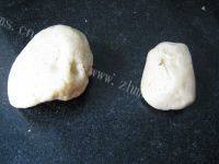 美味酥皮月饼做法图解4)