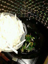 家常菜西红柿炒白菜做法图解2)