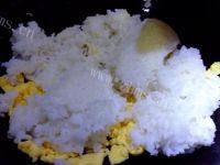 「儿童美食」家常炒饭做法图解9)