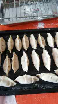 美味的香菇猪肉饺子做法图解18)