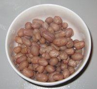 菠菜拌花生米做法图解2)