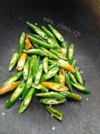 家常菜青椒炒腊肉做法图解2)