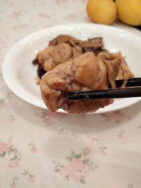 口感不错的香菇焖鸡肉