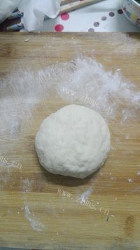 香酥的快手葱油饼做法图解2)