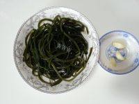 家常菜蒜蓉海带丝做法图解1)