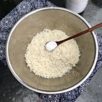鲜美可口的碱水粽做法图解5)
