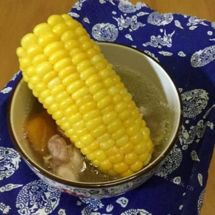 好吃的玉米排骨汤
