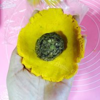自制南瓜糯米饼做法图解5)