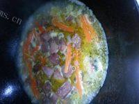 自制牛肉抓饭做法图解8)