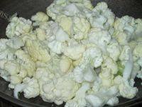 家常菜青椒炒花菜做法图解4)